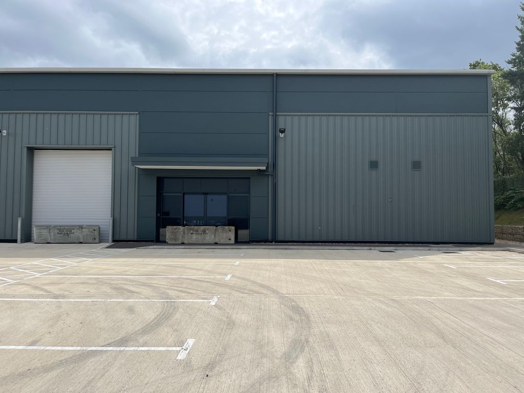 Industrial to let in Unit 5 Beacon Hill Logistics Park, Beacon Hill Road, Fleet GU52, £128,240 pa