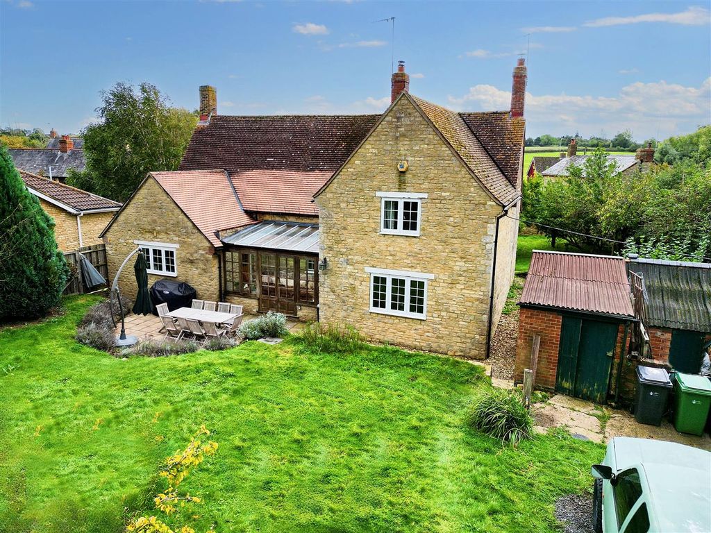 4 bed detached house for sale in Careys Road, Pury End, Towcester NN12, £1,000,000