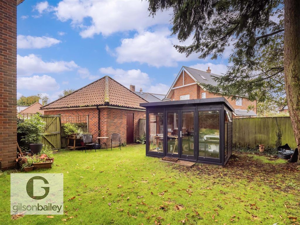 4 bed detached house for sale in Edenhurst Close, Norwich NR4, £950,000