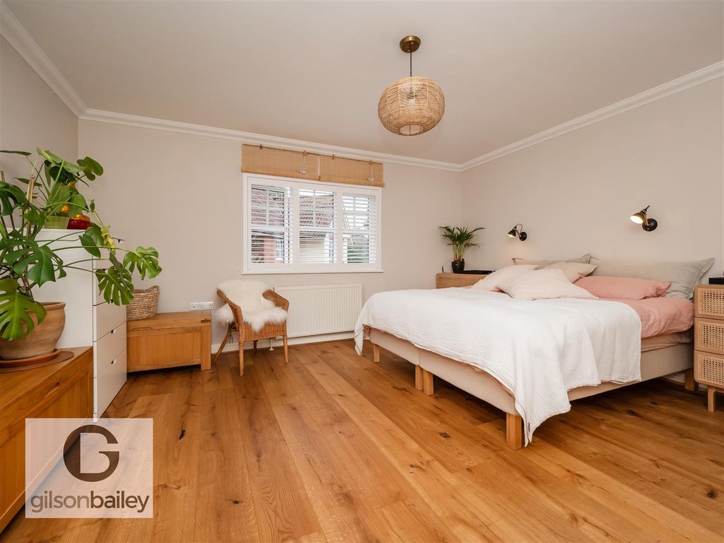 4 bed detached house for sale in Edenhurst Close, Norwich NR4, £950,000