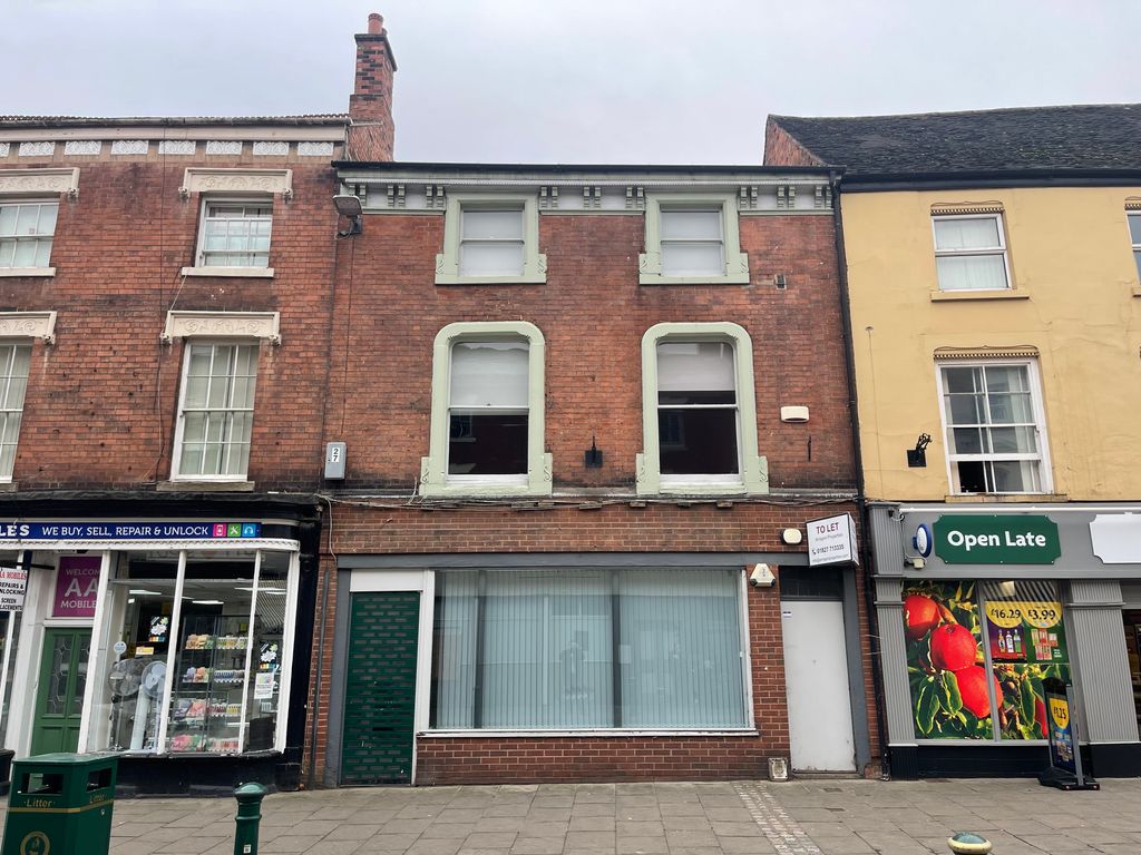 Retail premises to let in Long Street, Atherstone CV9, £22,000 pa