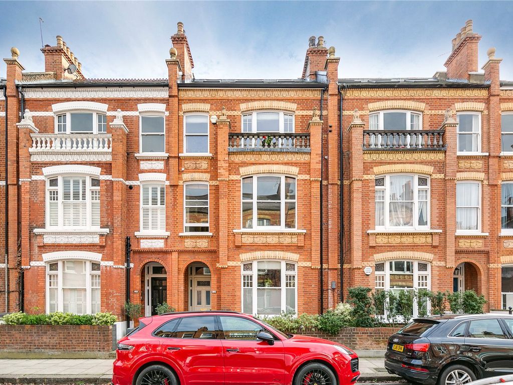 2 bed flat for sale in Fulham Park Gardens, Fulham SW6, £850,000