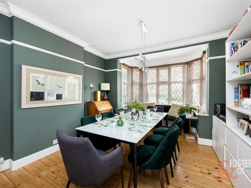 5 bed detached house for sale in Goldstone Crescent, Hove BN3, £1,000,000