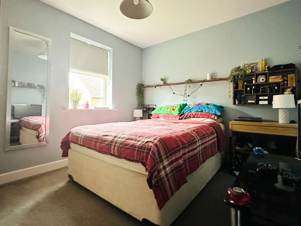 4 bed detached house for sale in Hadrian Court, Sherburn In Elmet, Leeds LS25, £375,000