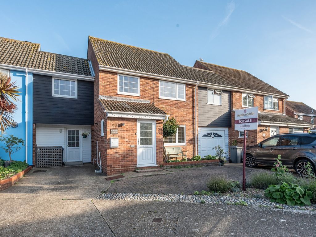 3 bed link-detached house for sale in Mariners Way, Aldeburgh IP15, £355,000