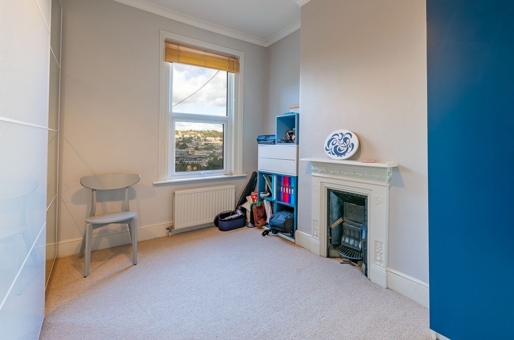 3 bed terraced house for sale in Park Avenue, Bath BA2, £535,000