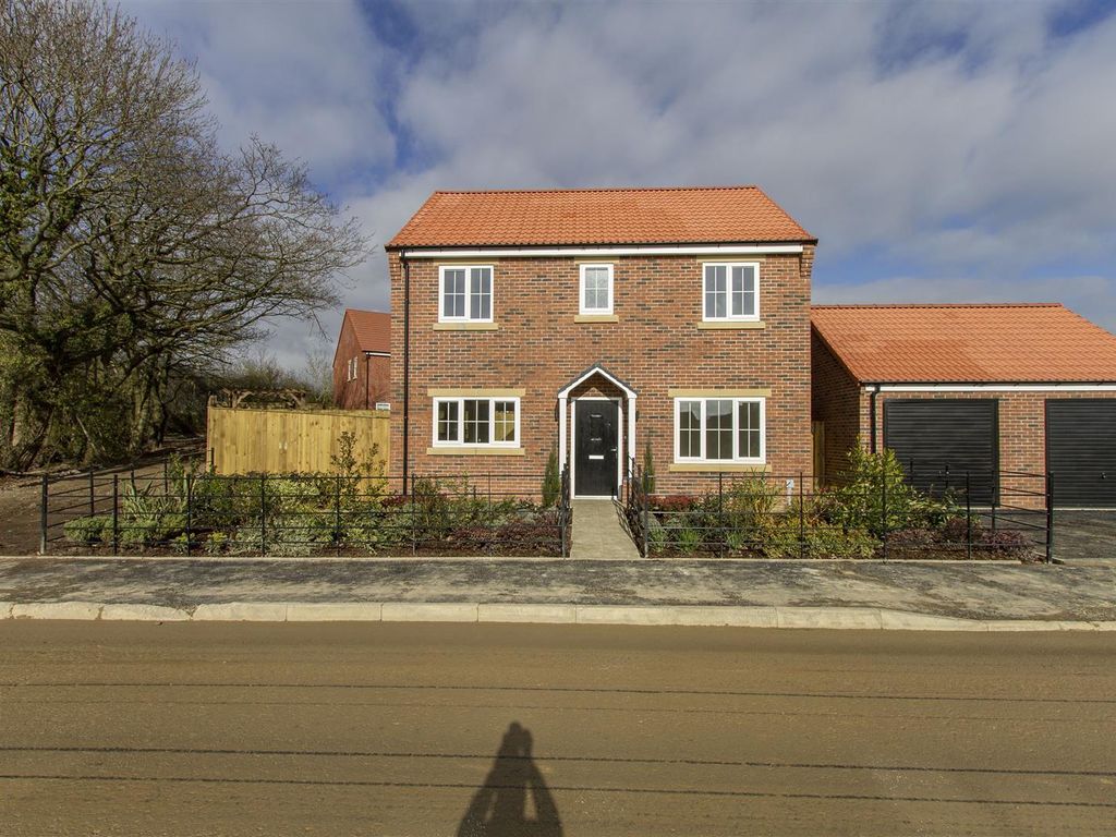 New home, 4 bed detached house for sale in Hawthorne Meadows, Chesterfield Rd, Barlborough S43, £375,500