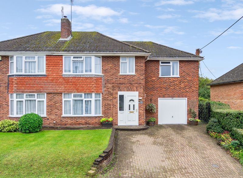 5 bed semi-detached house for sale in Goddington Road, Bourne End SL8, £795,000