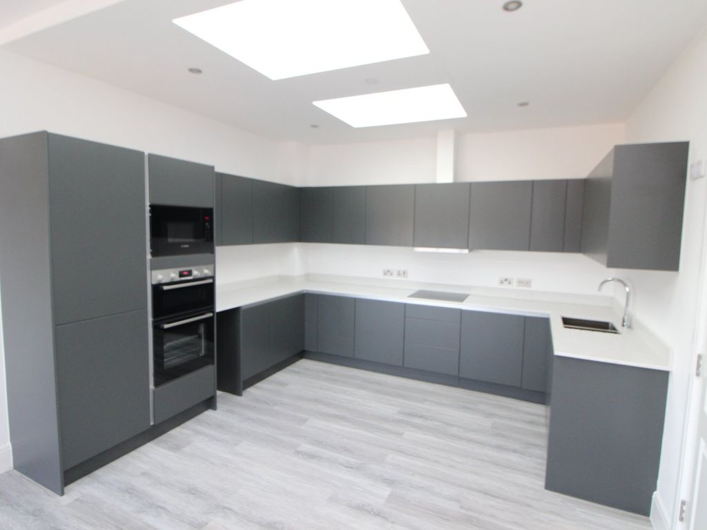 2 bed flat for sale in Ferma Lane, Great Barrow, Chester, Cheshire CH3, £375,000