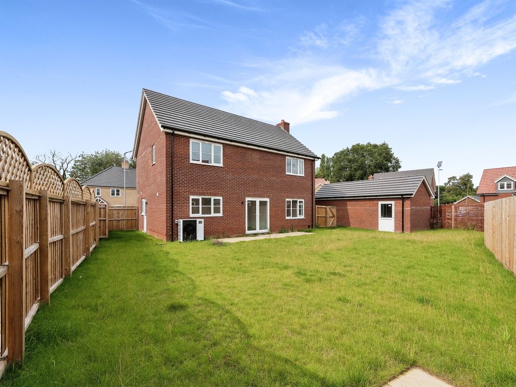 New home, 4 bed detached house for sale in Platinum Drive, Badwell Ash, Bury St. Edmunds IP31, £425,000
