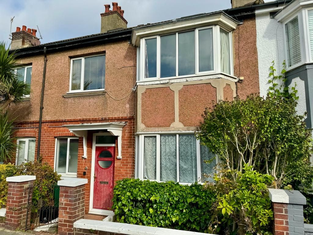 5 bed terraced house for sale in Colbourne Road, Hove BN3, £900,000