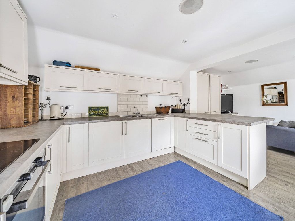 2 bed end terrace house for sale in Guildford, Surrey GU1, £375,000