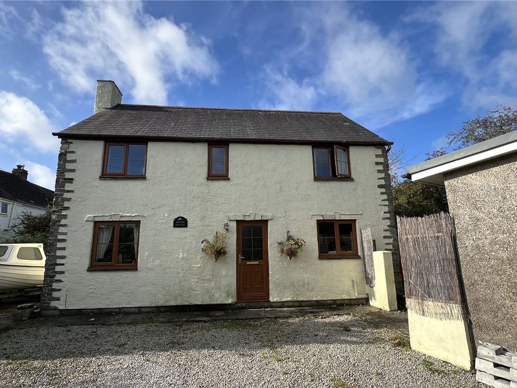 4 bed detached house for sale in Common Moor, Liskeard, Cornwall PL14, £375,000