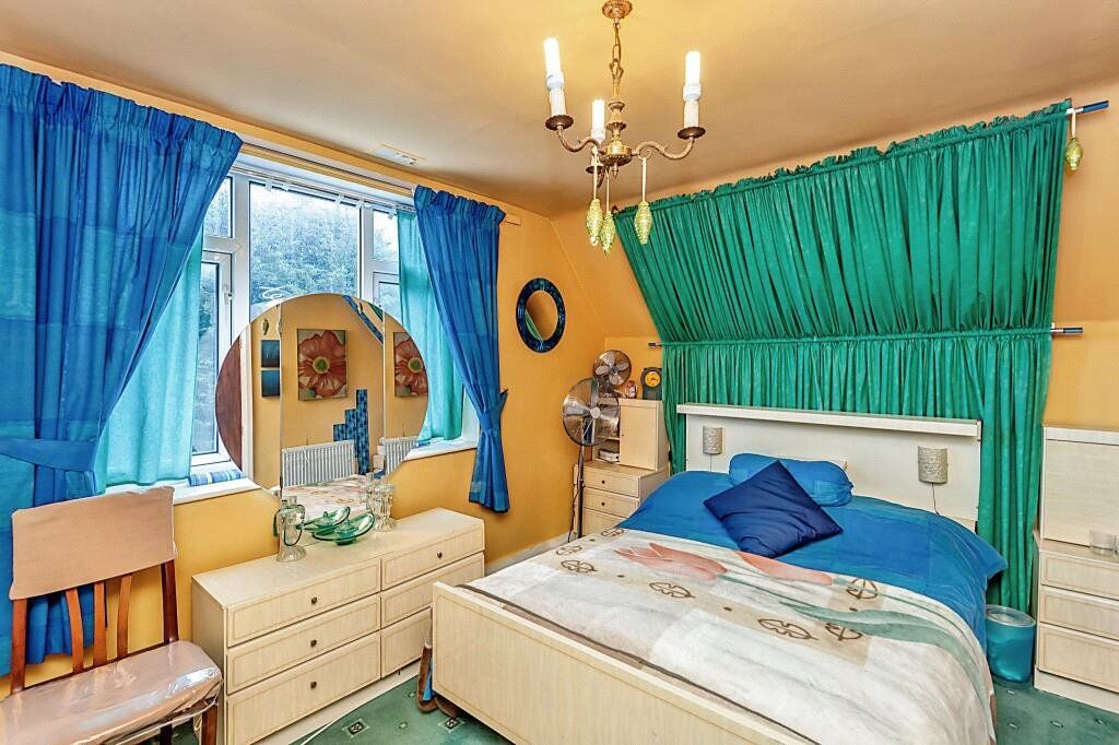 4 bed detached house for sale in Highfield Gardens, Bradford, West Yorkshire BD9, £365,000