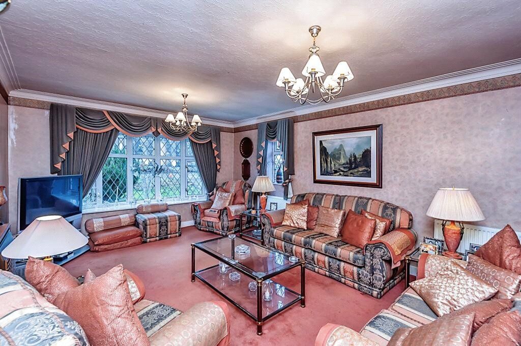 4 bed detached house for sale in Highfield Gardens, Bradford, West Yorkshire BD9, £365,000