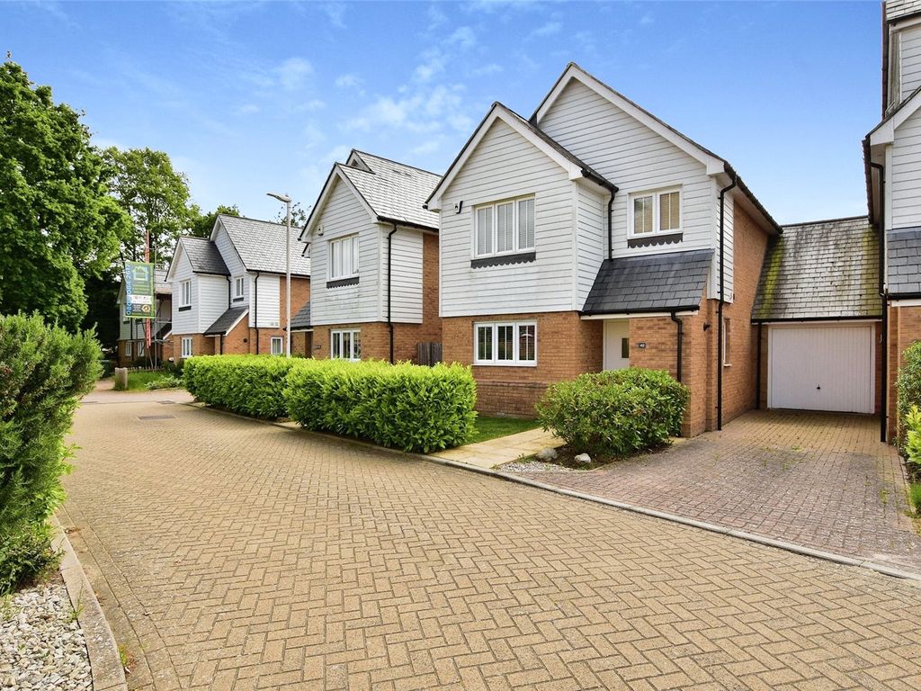 3 bed detached house for sale in Leonard Gould Way, Loose, Maidstone, Kent ME15, £450,000