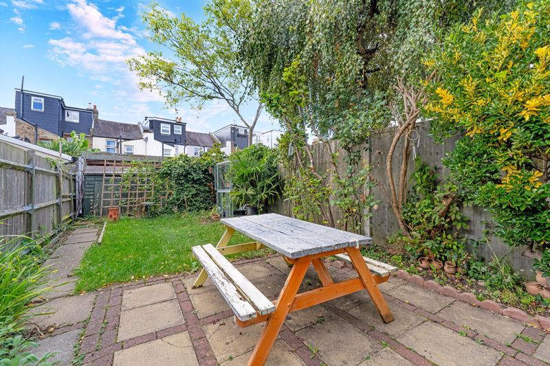 3 bed terraced house for sale in George Road, New Malden KT3, £599,950