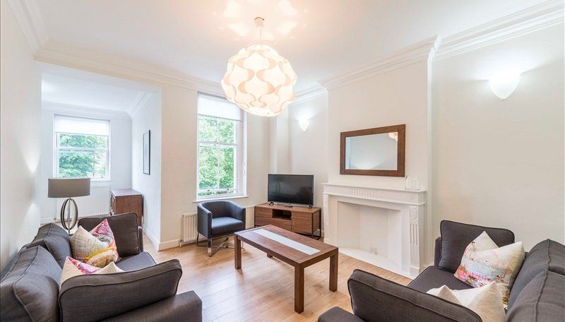 2 bed flat to rent in Somerset Court, Lexham Gardens, Kensington, London W8, £4,117 pcm