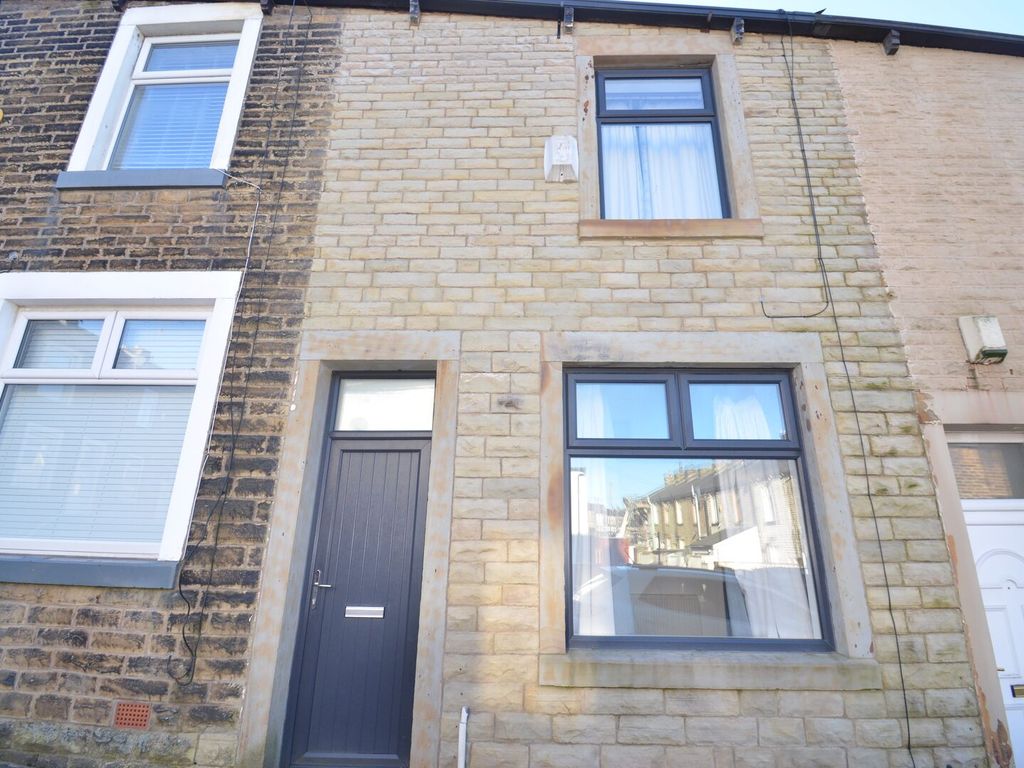 2 bed terraced house to rent in Ainslie Street, Burnley BB12, £550 pcm