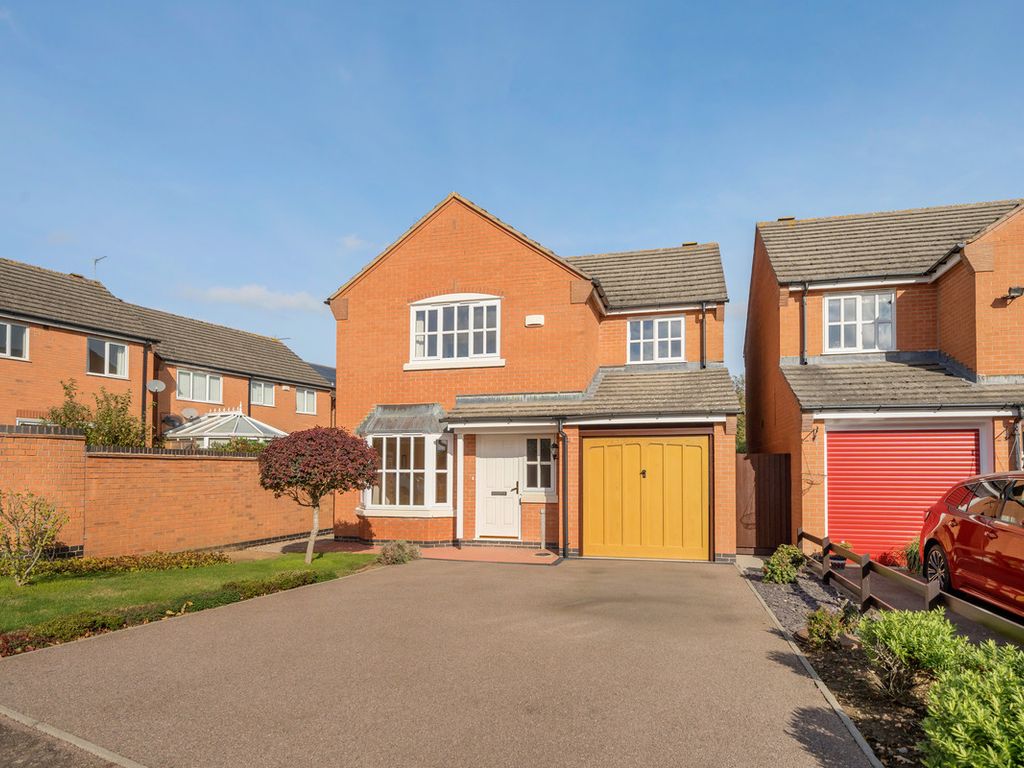 4 bed detached house for sale in Wright Road, Northampton NN6, £340,000