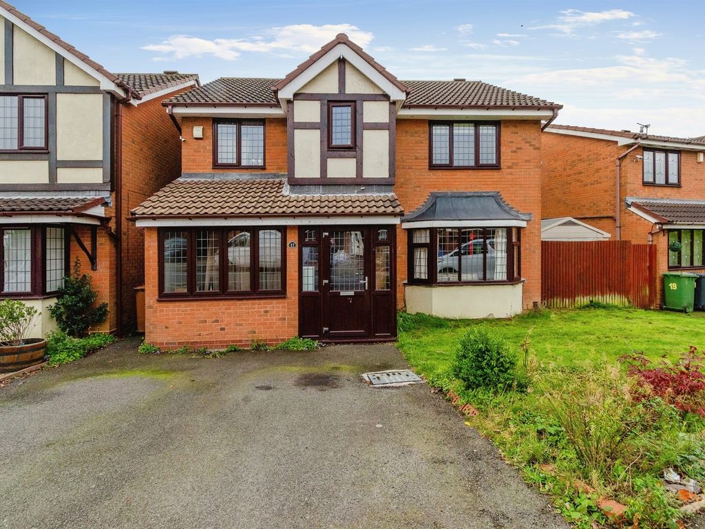 4 bed detached house for sale in Valleyside, Pelsall, Walsall WS3, £335,000