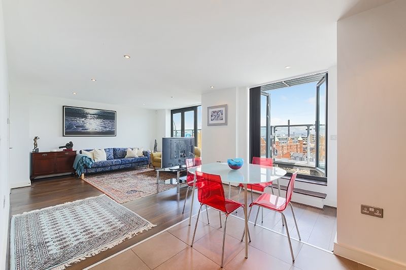 2 bed flat for sale in Jacobs Court, Plumbers Row, Aldgate E1, £600,000