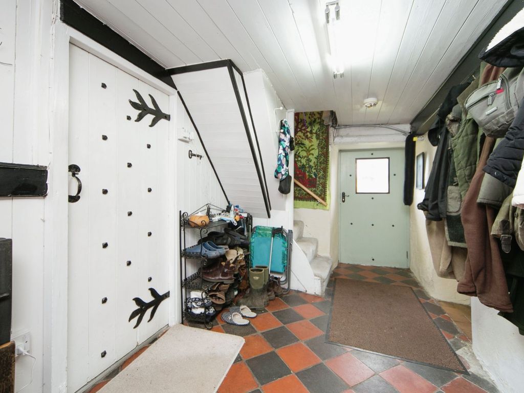 4 bed cottage for sale in Betws Garmon, Caernarfon LL54, £435,000