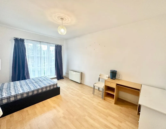 Room to rent in Newhall Hill, Birmingham B1, £700 pcm