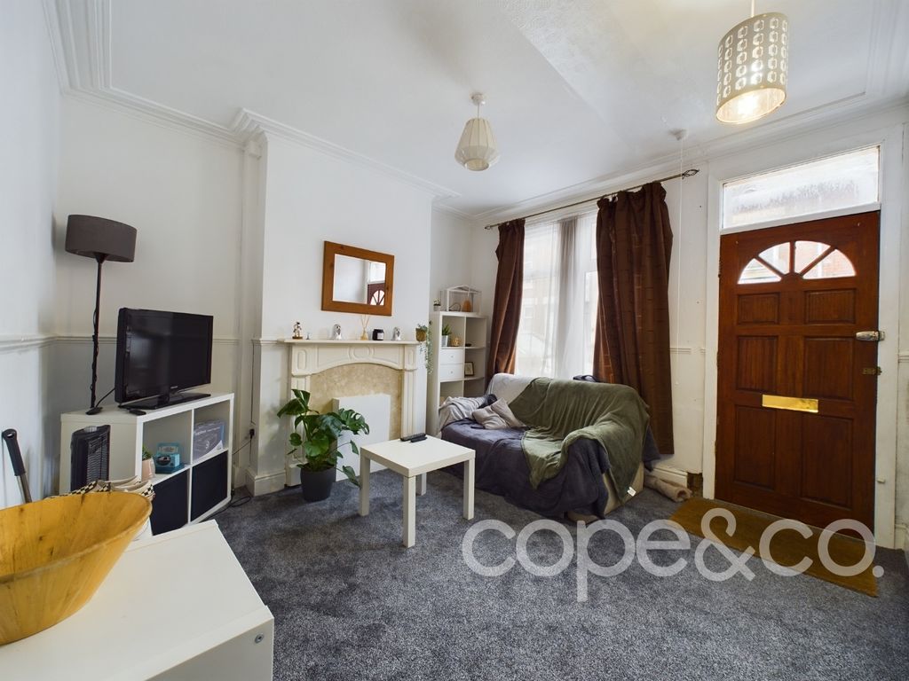 2 bed terraced house to rent in Wild Street, Derby, Derbyshire DE1, £997 pcm