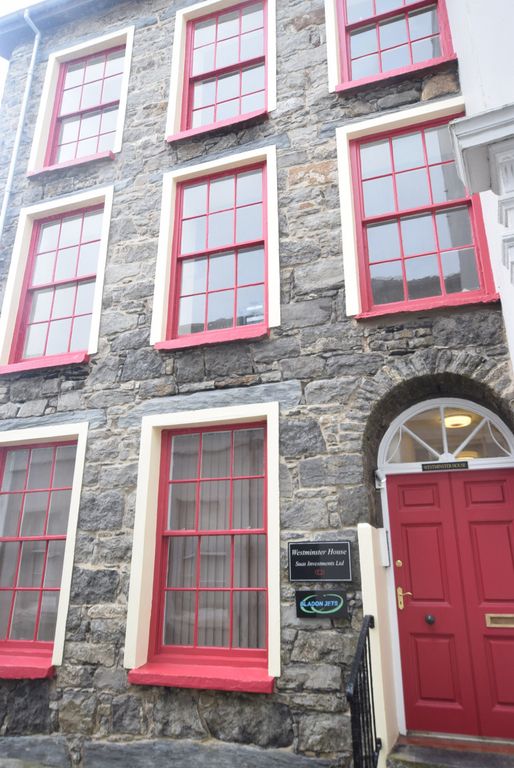 Office to let in Parliament Square, Castletown, Isle Of Man IM9, £7,300 pa