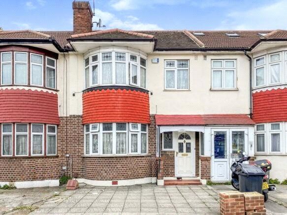 3 bed terraced house for sale in Ilford Lane, Ilford, Essex IG1, £575,000