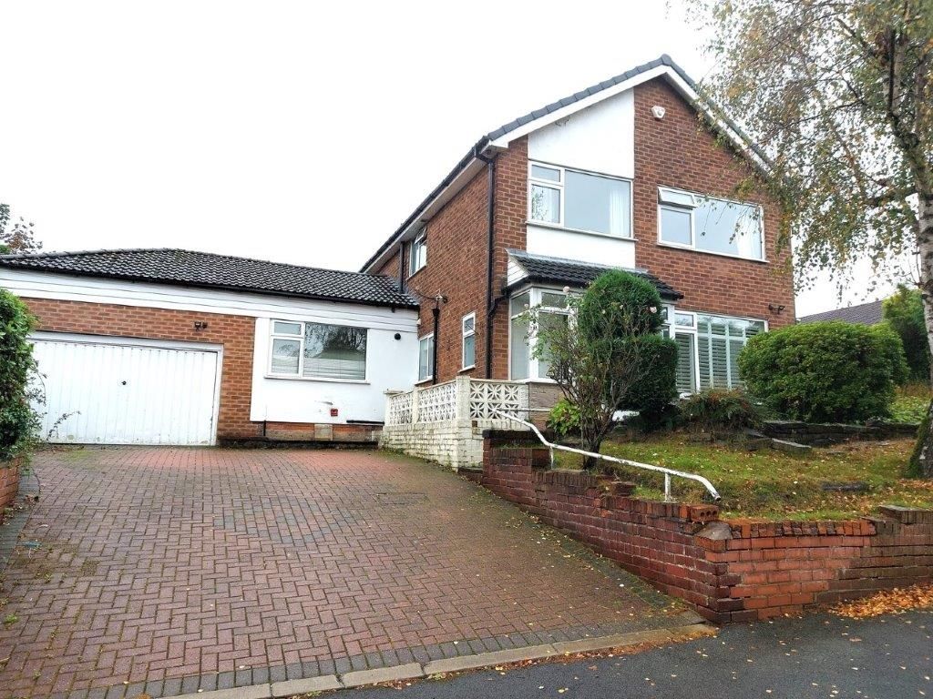 4 bed detached house for sale in Standmoor Road, Whitefield M45, £600,000