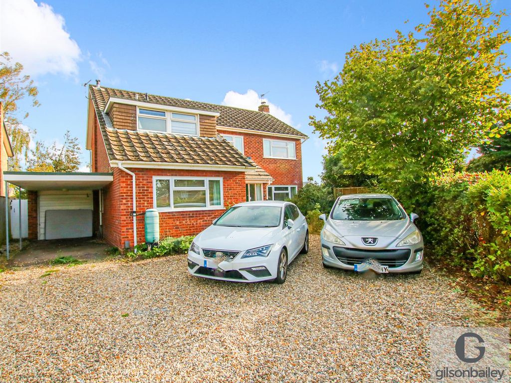 5 bed detached house for sale in Carnoustie, Norwich NR4, £585,000