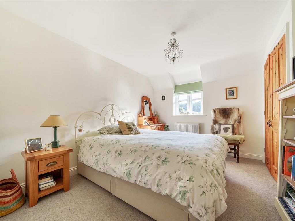 3 bed property for sale in Hilton, Blandford Forum DT11, £425,000