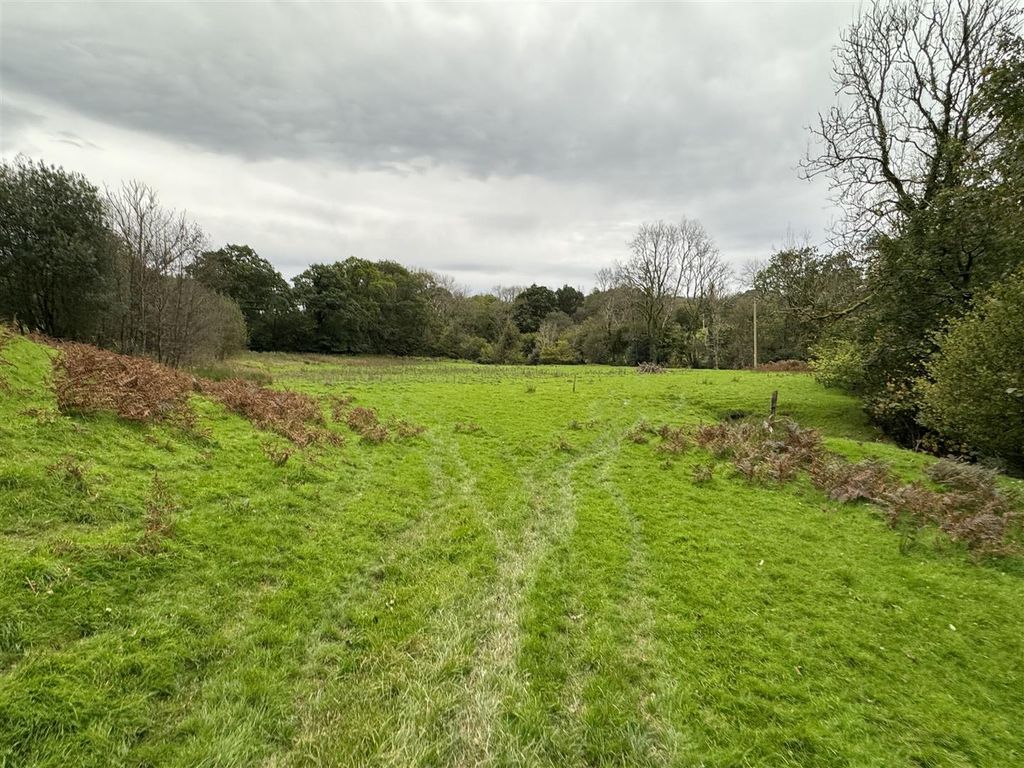 3 bed farm for sale in Llansadwrn, Llanwrda SA19, £435,000