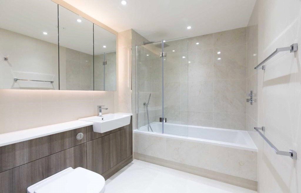 3 bed flat for sale in Beaufort Square, Beaufort Park, Colindale NW9, £900,000