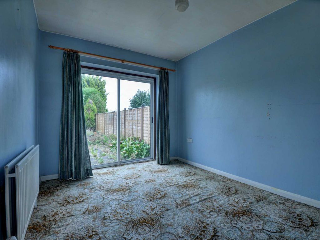 3 bed semi-detached house for sale in Kingsmead, Monks Risborough, Princes Risborough HP27, £375,000