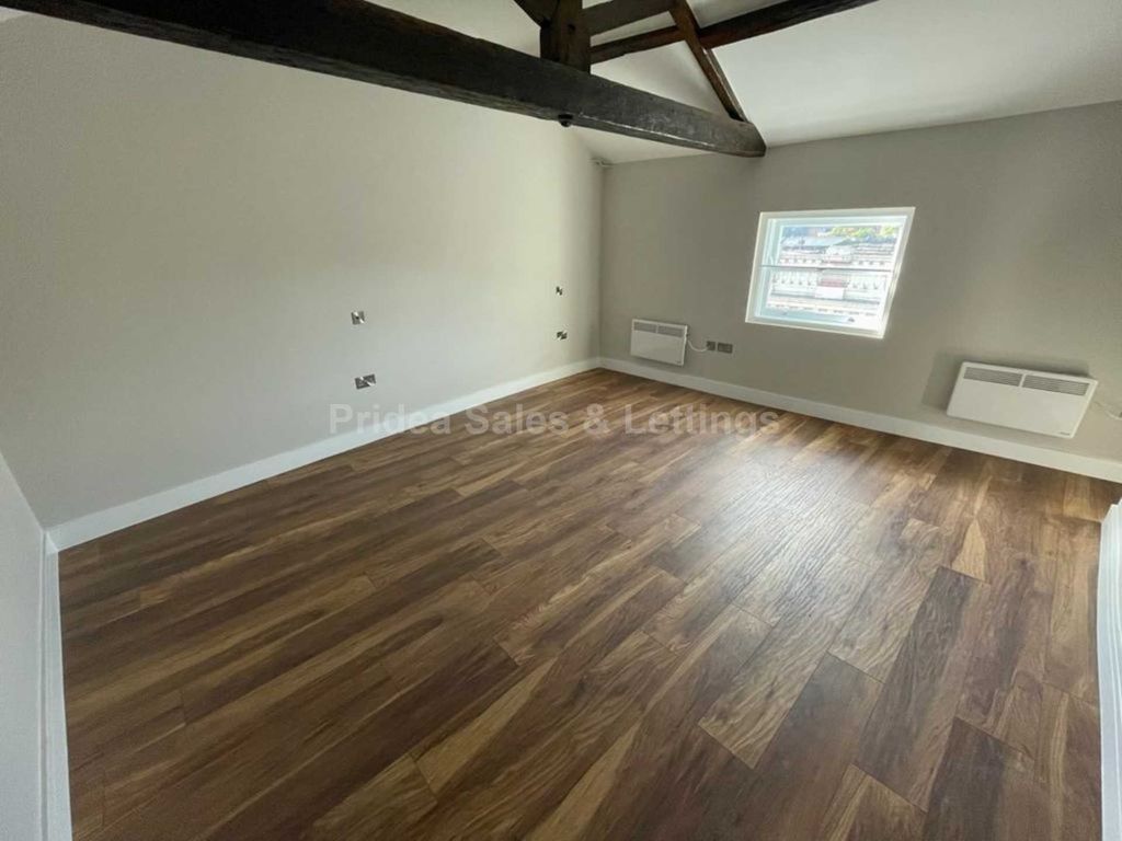 2 bed penthouse to rent in High Street, Lincoln LN2, £1,095 pcm
