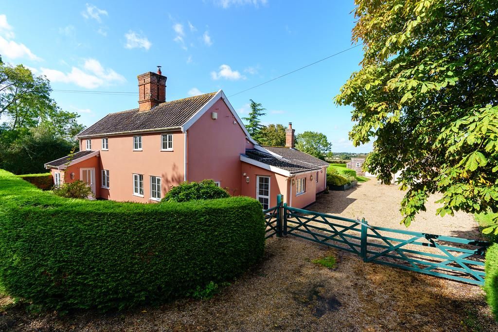 4 bed detached house for sale in Mill Road, Alburgh, Harleston IP20, £775,000