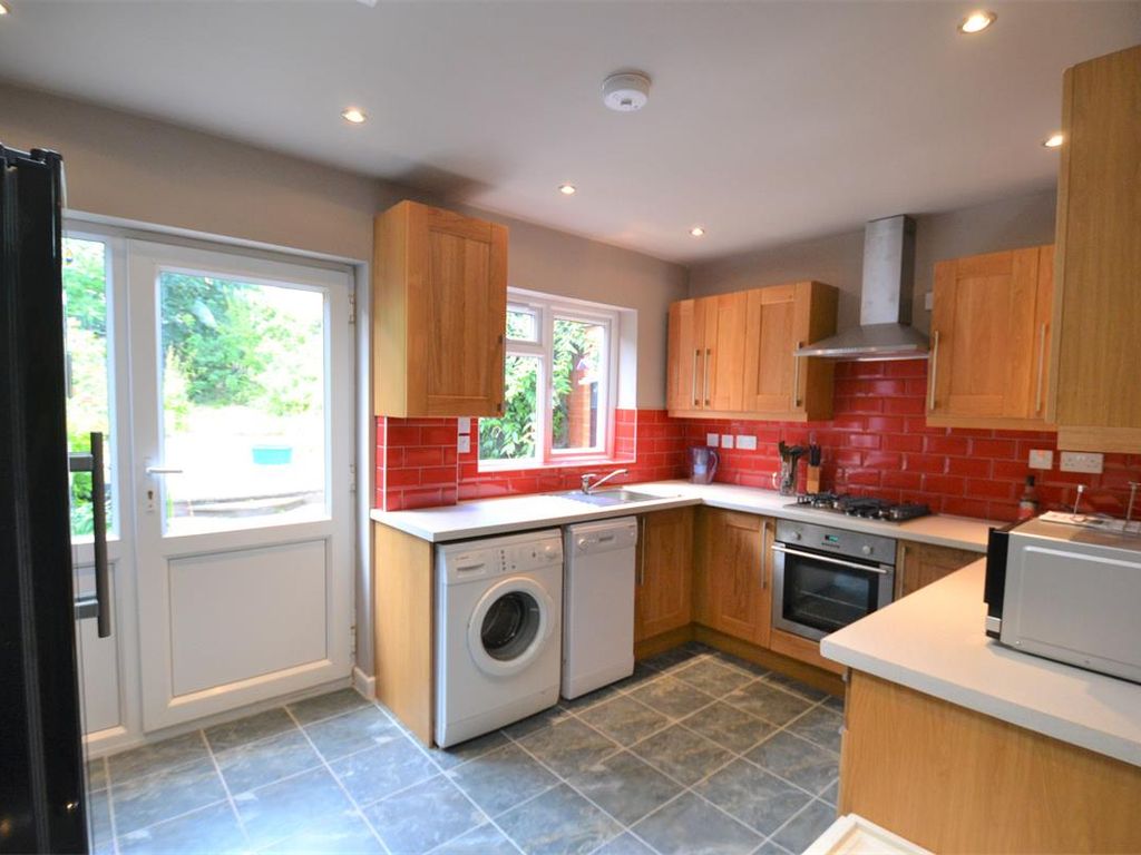 5 bed terraced house to rent in Milner Road, Selly Oak, Birmingham B29, £2,058 pcm