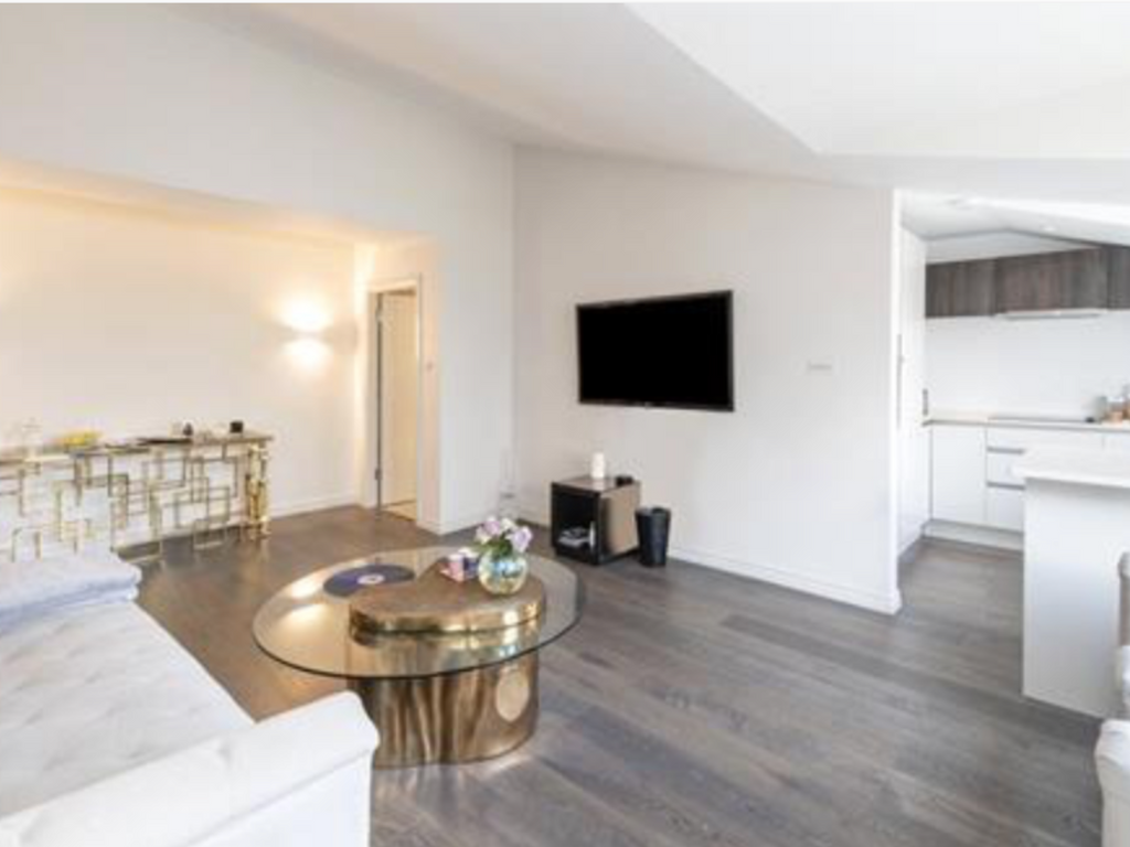2 bed flat for sale in Rutland Gate, Knightsbridge, London SW7, £1,850,000