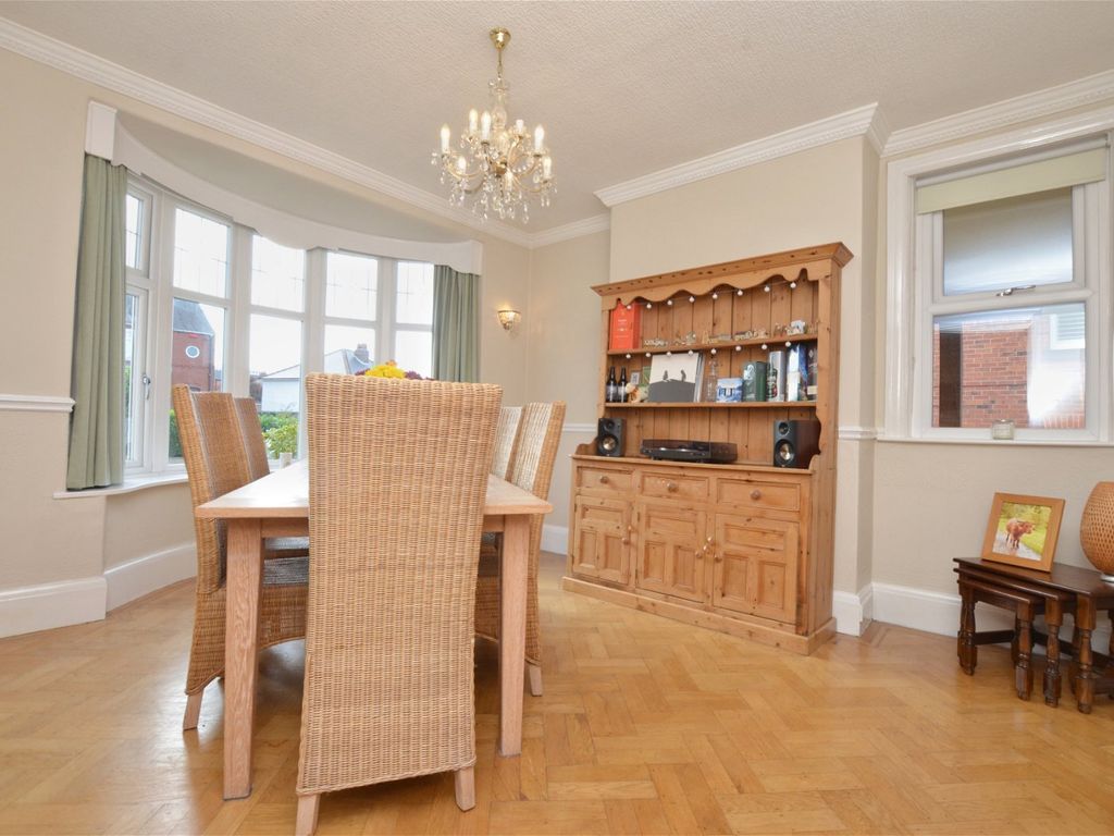 4 bed detached house for sale in Huddersfield Road, Barnsley S75, £550,000