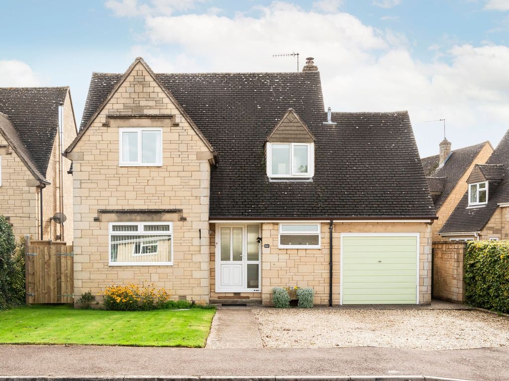 3 bed detached house for sale in Roman Way, Bourton-On-The-Water GL54, £475,000