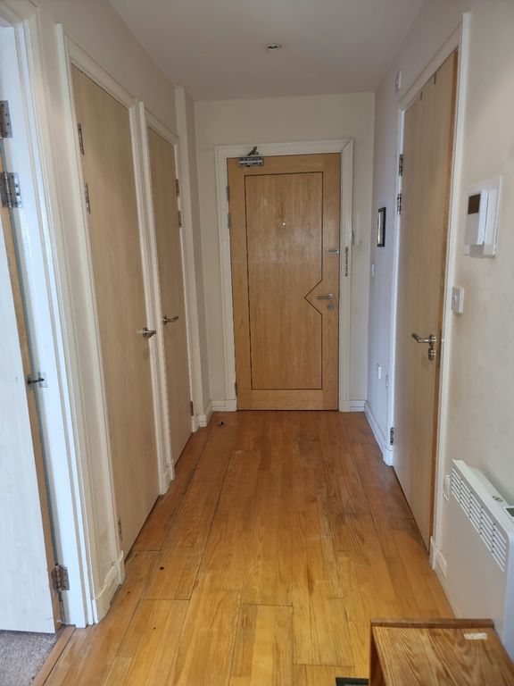 1 bed flat to rent in Churchill Way, Cardiff CF10, £875 pcm