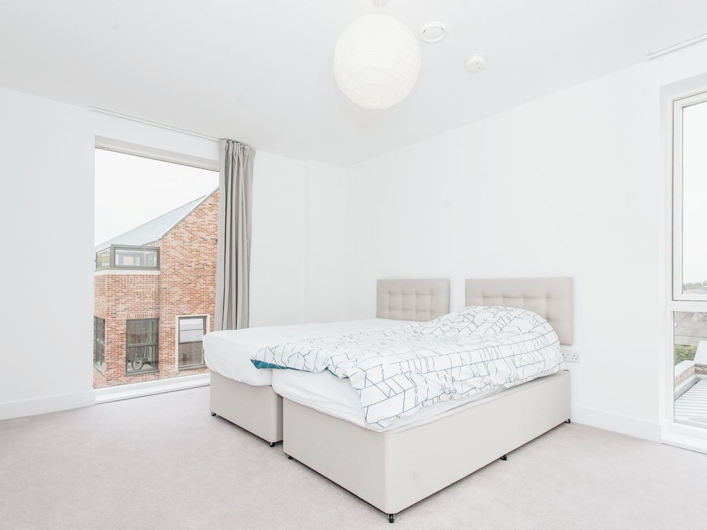 1 bed flat for sale in Eagle Street, Cambridge, Cambridgeshire CB1, £430,000