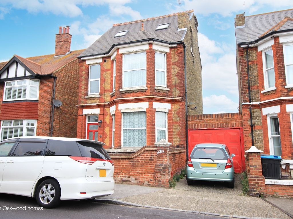 5 bed detached house for sale in Ellington Road, Ramsgate CT11, £475,000