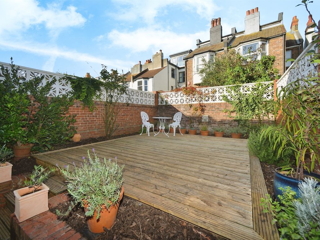 4 bed terraced house for sale in Arundel Street, Brighton BN2, £725,000