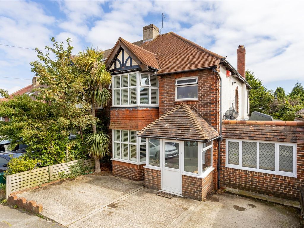 3 bed property for sale in Nevill Way, Hove BN3, £750,000