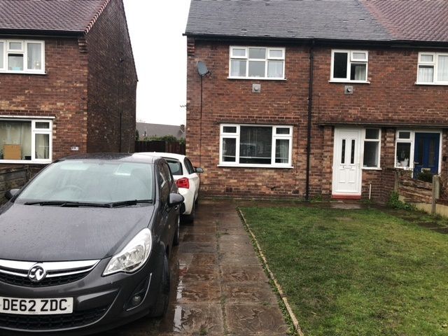 3 bed semi-detached house to rent in Davies Road, Manchester M31, £950 pcm