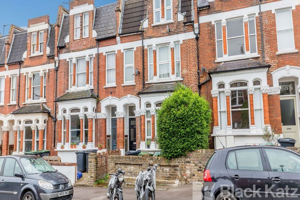 2 bed flat to rent in Inderwick Road, London N8, £1,798 pcm